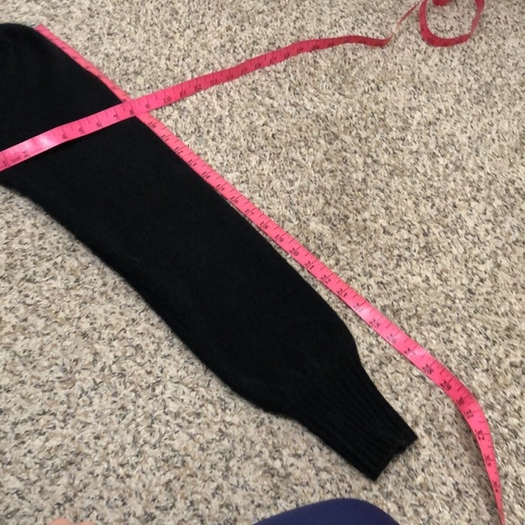 Esqualo Sweater Size Small Black Fuzzy Puff Sleeve Pullover - Picture 12 of 12